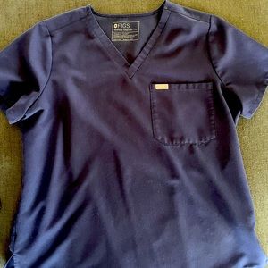 FIGS Catarina scrub top